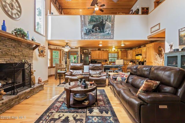 1070 Burger Road, Murphy, NC 28906