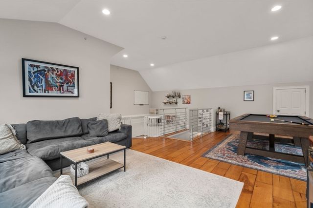 9 Bellevue Rd 9, Natick, MA 01760