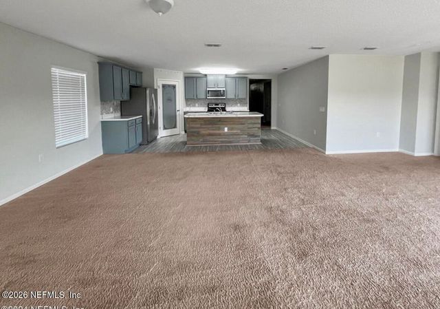 75008 MORNING GLEN Court, Yulee, FL 32097
