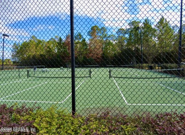 75008 MORNING GLEN Court, Yulee, FL 32097