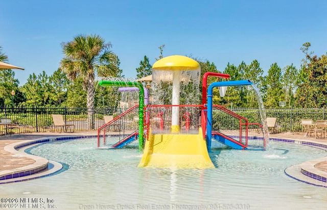 75008 MORNING GLEN Court, Yulee, FL 32097