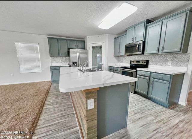 75008 MORNING GLEN Court, Yulee, FL 32097