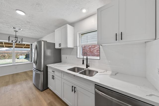 3111 Scotch Moss Lane, La Porte, TX 77571