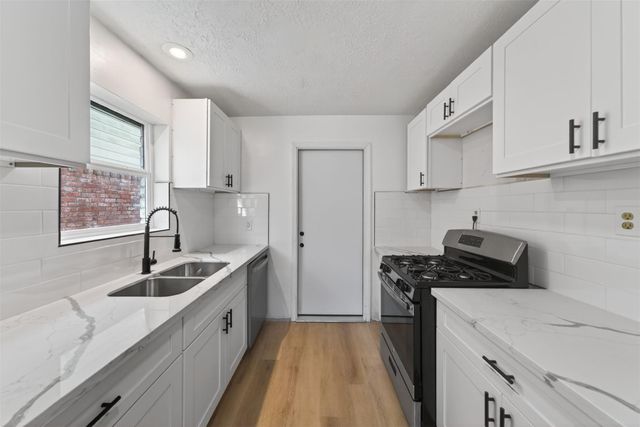 3111 Scotch Moss Lane, La Porte, TX 77571