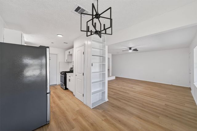 3111 Scotch Moss Lane, La Porte, TX 77571