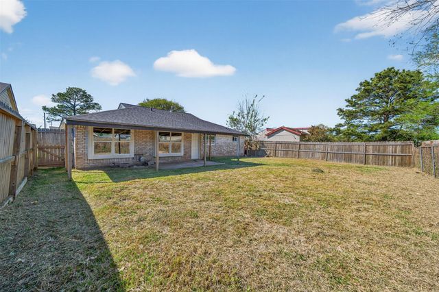 3111 Scotch Moss Lane, La Porte, TX 77571