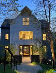 1500 LONDON RD, Charlottesville, VA 22901