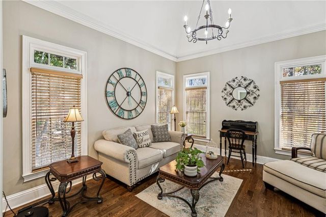 8160 Willow Point, Gainesville, GA 30506