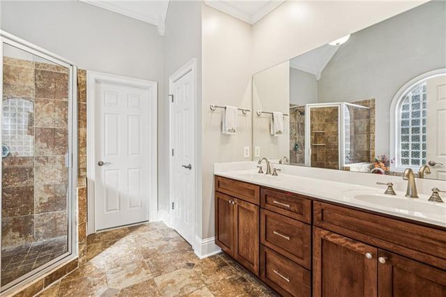 8160 Willow Point, Gainesville, GA 30506