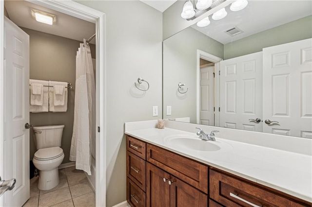 8160 Willow Point, Gainesville, GA 30506