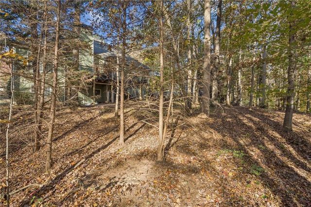 8160 Willow Point, Gainesville, GA 30506