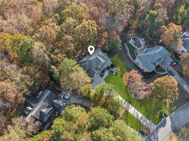 8160 Willow Point, Gainesville, GA 30506