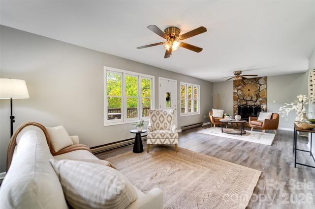 365 Duckback Trail, Whittier, NC 28789