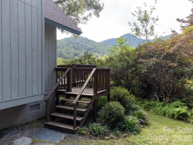 365 Duckback Trail, Whittier, NC 28789