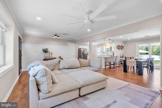 1346 CORKERY LN, Williamstown, NJ 08094