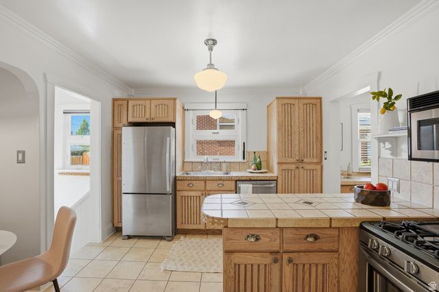 1434 E RAMONA AVE, Salt Lake City, UT 84105