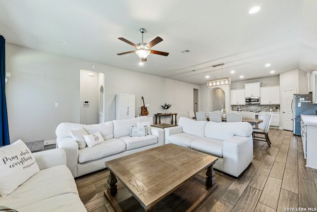 2964 Coral Way, Seguin, TX 78155