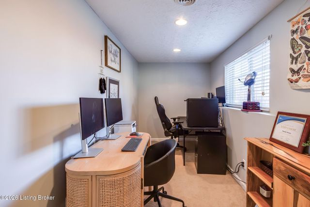 405 Jey Dr, Elizabethtown, KY 42701