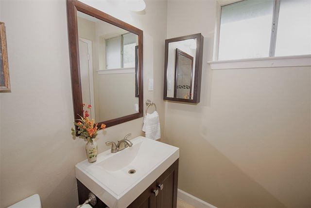 503 Brendon Park Lane, Friendswood, TX 77546