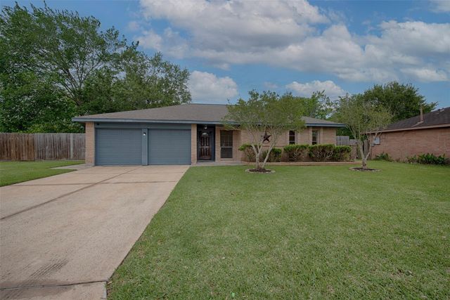 503 Brendon Park Lane, Friendswood, TX 77546
