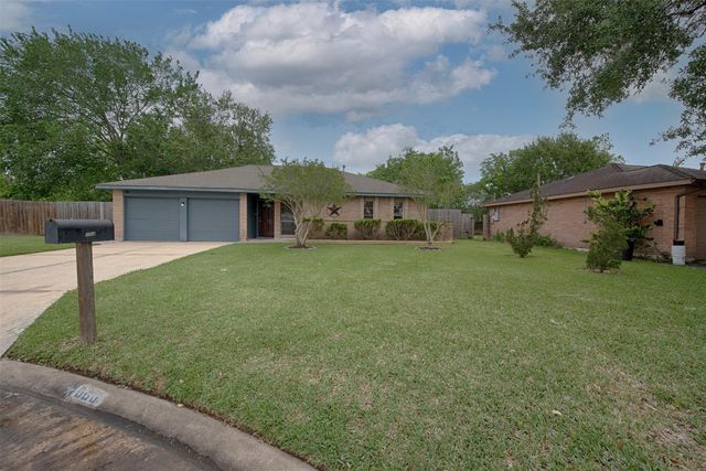503 Brendon Park Lane, Friendswood, TX 77546