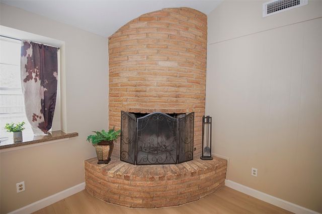 503 Brendon Park Lane, Friendswood, TX 77546