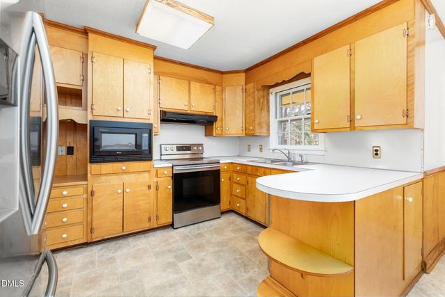 2008 Brookrun Road, Henderson, NC 27536