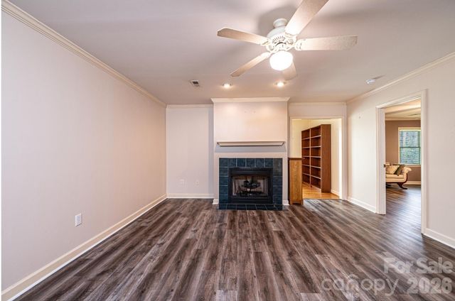 142 39th Avenue Court NW, Hickory, NC 28601