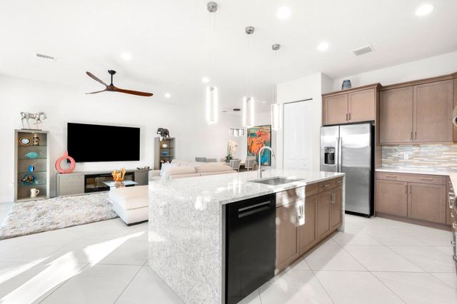 7315 Estero, Lake Worth, FL 33463