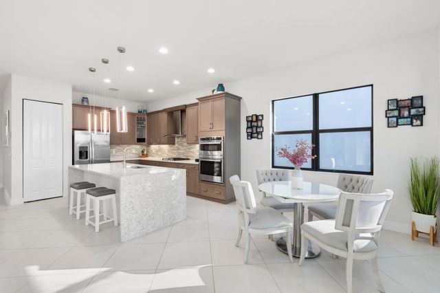 7315 Estero, Lake Worth, FL 33463