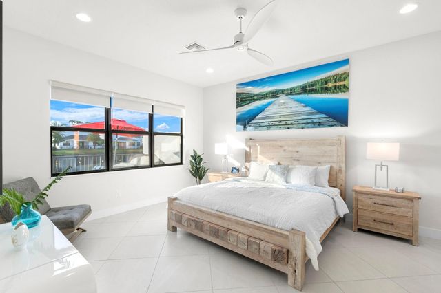 7315 Estero, Lake Worth, FL 33463