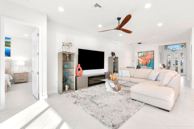 7315 Estero, Lake Worth, FL 33463