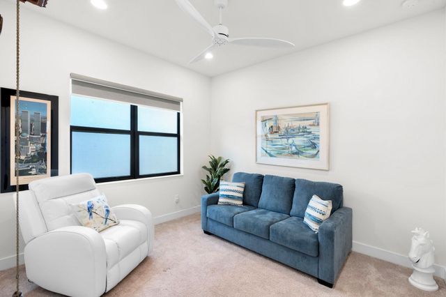 7315 Estero, Lake Worth, FL 33463