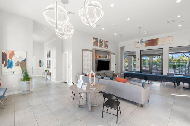 7315 Estero, Lake Worth, FL 33463