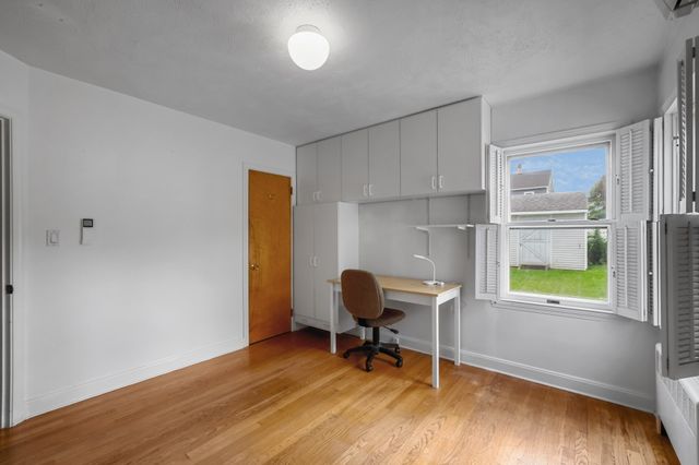 99 Luther Ave, Somerset, MA 02726