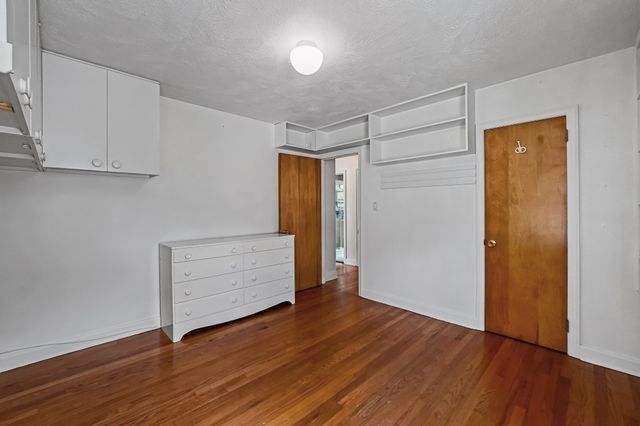 99 Luther Ave, Somerset, MA 02726