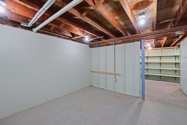 99 Luther Ave, Somerset, MA 02726