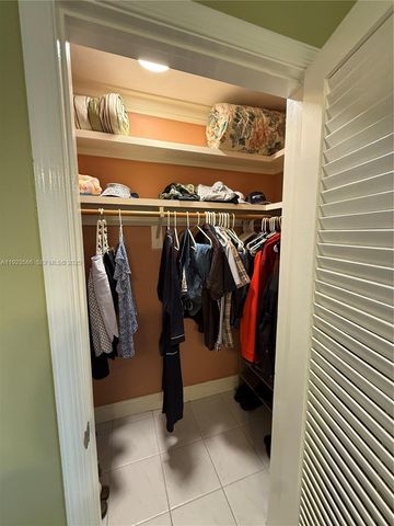 4208 NW 47th Ct, Tamarac, FL 33319