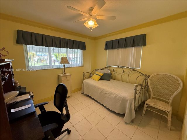 4208 NW 47th Ct, Tamarac, FL 33319