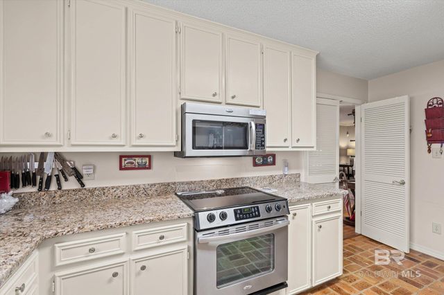 7056 Stonebridge Court, Mobile, AL 36608