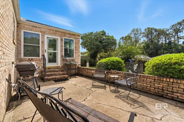 7056 Stonebridge Court, Mobile, AL 36608