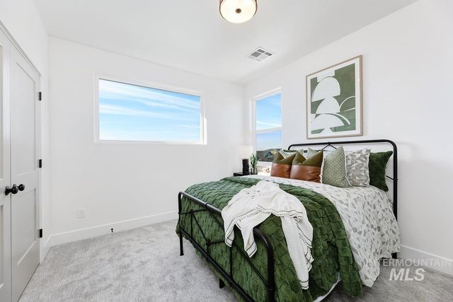 14475 N Woodpecker Ave, Boise, ID 83714