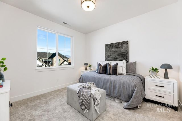 14475 N Woodpecker Ave, Boise, ID 83714