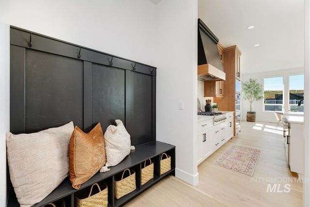 14475 N Woodpecker Ave, Boise, ID 83714