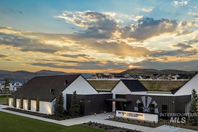 14475 N Woodpecker Ave, Boise, ID 83714