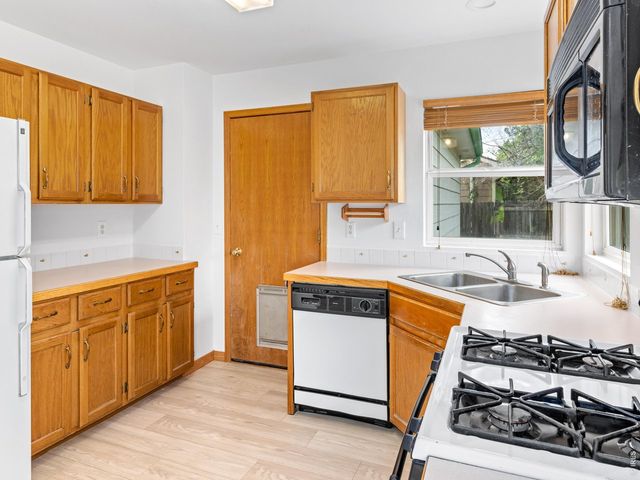 1531 Birmingham Dr, Fort Collins, CO 80526