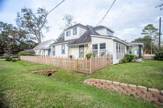 618 W Lang Street, Alvin, TX 77511