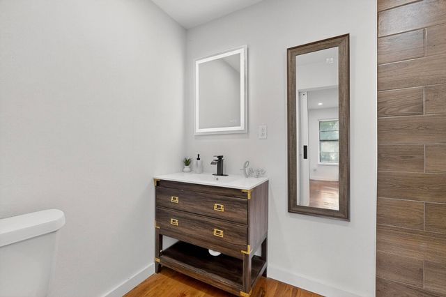 3023 Lasca Street, Dallas, TX 75227