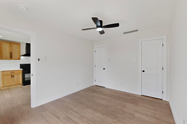 3023 Lasca Street, Dallas, TX 75227