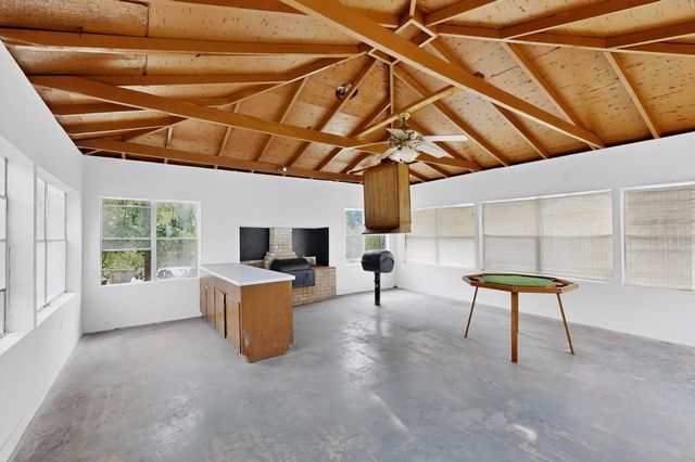 3023 Lasca Street, Dallas, TX 75227